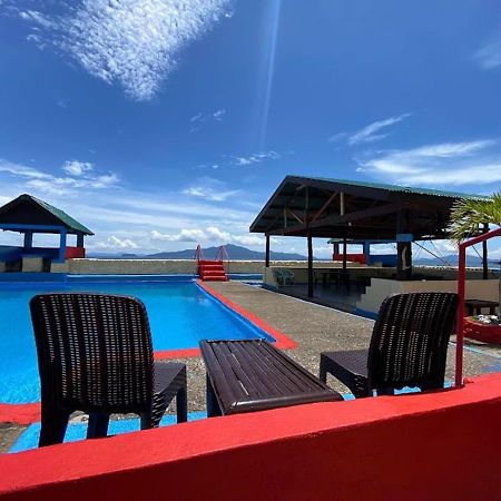 Napo Beach Resort Maripipi Exterior foto